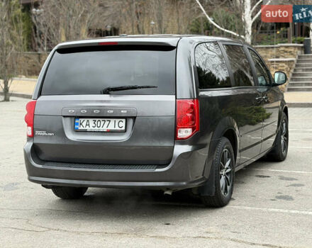 Серый Додж Гранд Караван, объемом двигателя 3.61 л и пробегом 130 тыс. км за 14800 $, фото 27 на Automoto.ua