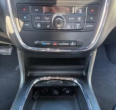 Серый Додж Гранд Караван, объемом двигателя 3.6 л и пробегом 163 тыс. км за 14900 $, фото 14 на Automoto.ua