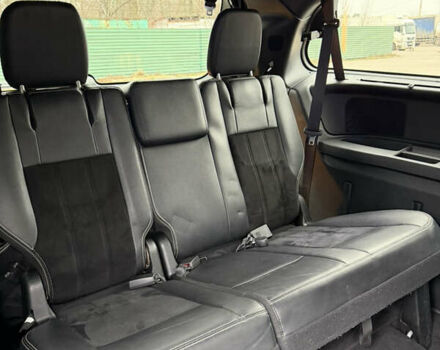 Серый Додж Гранд Караван, объемом двигателя 3.61 л и пробегом 130 тыс. км за 14800 $, фото 52 на Automoto.ua