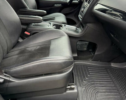 Серый Додж Гранд Караван, объемом двигателя 3.61 л и пробегом 130 тыс. км за 14800 $, фото 47 на Automoto.ua