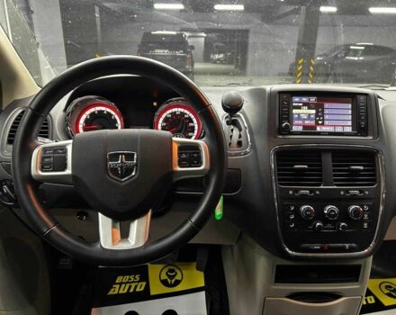 Серый Додж Гранд Караван, объемом двигателя 3.6 л и пробегом 75 тыс. км за 10700 $, фото 15 на Automoto.ua