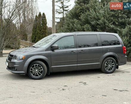 Серый Додж Гранд Караван, объемом двигателя 3.61 л и пробегом 130 тыс. км за 14800 $, фото 7 на Automoto.ua