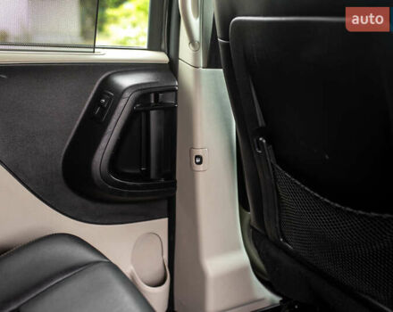 Серый Додж Гранд Караван, объемом двигателя 3.6 л и пробегом 345 тыс. км за 13300 $, фото 22 на Automoto.ua