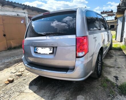 Сірий Додж Гранд Караван, об'ємом двигуна 3.6 л та пробігом 180 тис. км за 13999 $, фото 2 на Automoto.ua