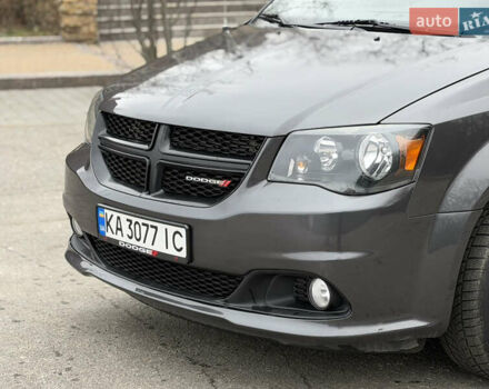 Серый Додж Гранд Караван, объемом двигателя 3.61 л и пробегом 130 тыс. км за 14800 $, фото 12 на Automoto.ua