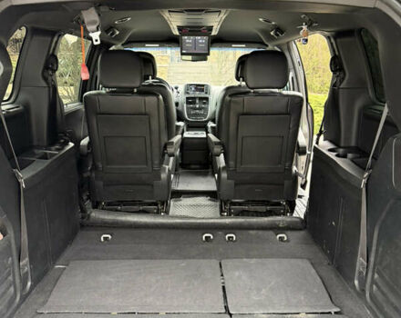 Серый Додж Гранд Караван, объемом двигателя 3.61 л и пробегом 130 тыс. км за 14800 $, фото 61 на Automoto.ua