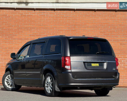 Серый Додж Гранд Караван, объемом двигателя 3.6 л и пробегом 147 тыс. км за 15950 $, фото 13 на Automoto.ua