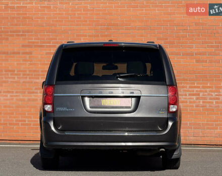 Серый Додж Гранд Караван, объемом двигателя 3.6 л и пробегом 147 тыс. км за 15950 $, фото 14 на Automoto.ua