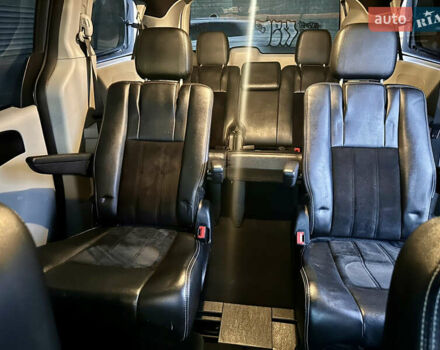 Серый Додж Гранд Караван, объемом двигателя 3.61 л и пробегом 137 тыс. км за 18400 $, фото 19 на Automoto.ua