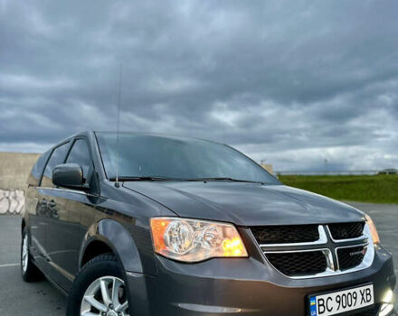 Серый Додж Гранд Караван, объемом двигателя 3.61 л и пробегом 137 тыс. км за 18400 $, фото 7 на Automoto.ua