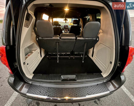 Серый Додж Гранд Караван, объемом двигателя 3.61 л и пробегом 137 тыс. км за 18400 $, фото 9 на Automoto.ua