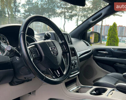 Серый Додж Гранд Караван, объемом двигателя 3.61 л и пробегом 140 тыс. км за 16500 $, фото 9 на Automoto.ua