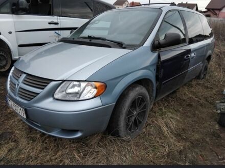 Додж Гранд Караван 2003 в Житомире на Automoto.ua Серый Додж Гранд Караван, объемом двигателя 3.3 л и пробегом 280 тыс. км за 400 $, фото 1 на Automoto.ua