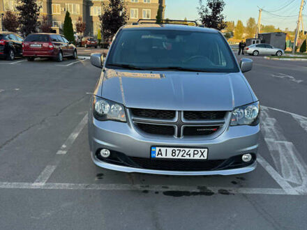 Серый Додж Гранд Караван, объемом двигателя 3.6 л и пробегом 123 тыс. км за 13700 $, фото 1 на Automoto.ua