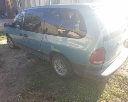 Синий Додж Гранд Караван, объемом двигателя 3.3 л и пробегом 300 тыс. км за 1555 $, фото 6 на Automoto.ua