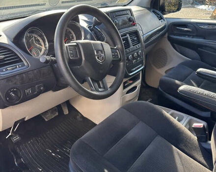 Додж Гранд Караван 2014 в Черновцах на Automoto.ua Синий Додж Гранд Караван, объемом двигателя 3.6 л и пробегом 366 тыс. км за 7900 $, фото 11 на Automoto.ua