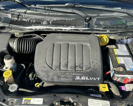 Додж Гранд Караван 2014 в Черновцах на Automoto.ua Синий Додж Гранд Караван, объемом двигателя 3.6 л и пробегом 366 тыс. км за 7900 $, фото 21 на Automoto.ua