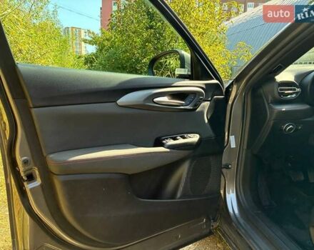 Серый Додж Хорнет, объемом двигателя 1.3 л и пробегом 24 тыс. км за 26000 $, фото 44 на Automoto.ua