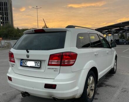 Додж Джорні 2009 у Львові на Automoto.ua Білий Додж Джорні, об'ємом двигуна 2 л та пробігом 346 тис. км за 5000 $, фото 8 на Automoto.ua