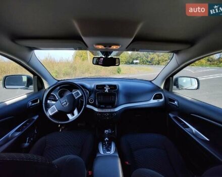 Белый Додж Джорни, объемом двигателя 2.4 л и пробегом 212 тыс. км за 8700 $, фото 12 на Automoto.ua