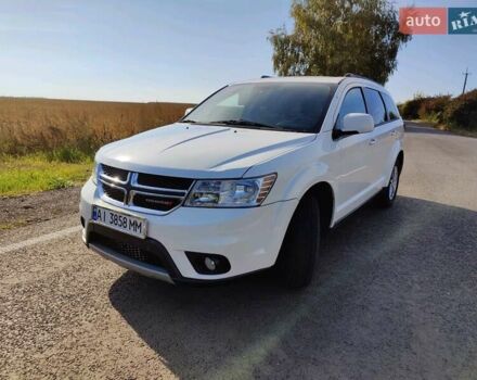 Белый Додж Джорни, объемом двигателя 2.4 л и пробегом 212 тыс. км за 8700 $, фото 3 на Automoto.ua