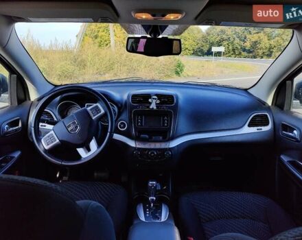 Белый Додж Джорни, объемом двигателя 2.4 л и пробегом 212 тыс. км за 8700 $, фото 13 на Automoto.ua