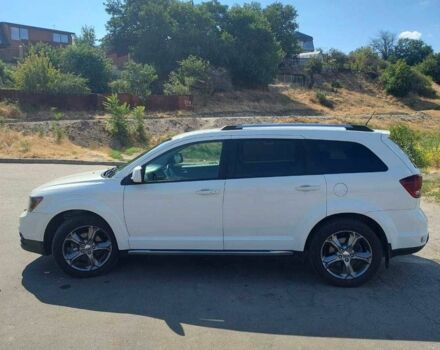 Белый Додж Джорни, объемом двигателя 3.6 л и пробегом 110 тыс. км за 13500 $, фото 3 на Automoto.ua