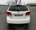 Белый Додж Джорни, объемом двигателя 2.4 л и пробегом 122 тыс. км за 11000 $, фото 4 на Automoto.ua