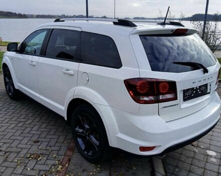 Белый Додж Джорни, объемом двигателя 0 л и пробегом 112 тыс. км за 7300 $, фото 2 на Automoto.ua