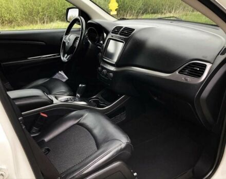 Белый Додж Джорни, объемом двигателя 0 л и пробегом 112 тыс. км за 7300 $, фото 7 на Automoto.ua