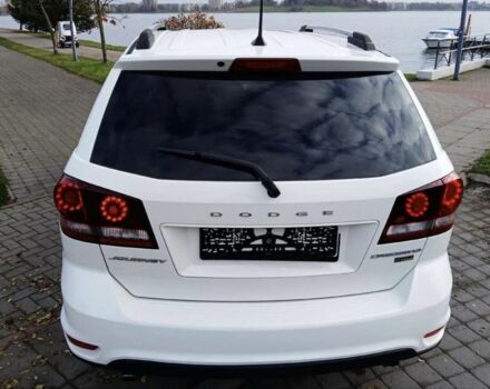 Белый Додж Джорни, объемом двигателя 0 л и пробегом 112 тыс. км за 7300 $, фото 3 на Automoto.ua