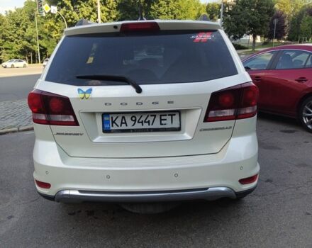 Білий Додж Джорні, об'ємом двигуна 2.4 л та пробігом 260 тис. км за 10500 $, фото 1 на Automoto.ua