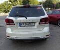 Белый Додж Джорни, объемом двигателя 2.4 л и пробегом 265 тыс. км за 9500 $, фото 1 на Automoto.ua