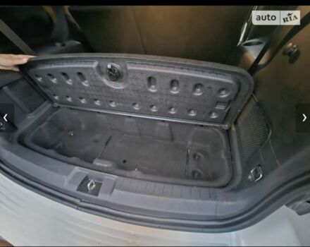 Белый Додж Джорни, объемом двигателя 2.4 л и пробегом 154 тыс. км за 12000 $, фото 22 на Automoto.ua