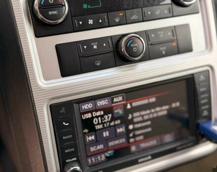 Белый Додж Джорни, объемом двигателя 2 л и пробегом 220 тыс. км за 7600 $, фото 17 на Automoto.ua