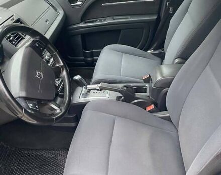 Белый Додж Джорни, объемом двигателя 2 л и пробегом 248 тыс. км за 8300 $, фото 8 на Automoto.ua