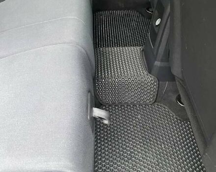 Белый Додж Джорни, объемом двигателя 2 л и пробегом 248 тыс. км за 8300 $, фото 20 на Automoto.ua