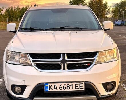 Білий Додж Джорні, об'ємом двигуна 2.4 л та пробігом 310 тис. км за 8700 $, фото 1 на Automoto.ua