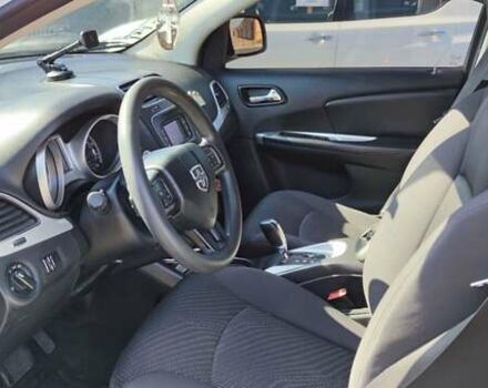 Белый Додж Джорни, объемом двигателя 2.36 л и пробегом 240 тыс. км за 9300 $, фото 7 на Automoto.ua