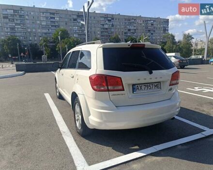 Белый Додж Джорни, объемом двигателя 2.36 л и пробегом 248 тыс. км за 10500 $, фото 10 на Automoto.ua