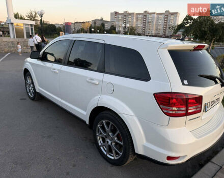 Додж Джорни 2012 в Умани на Automoto.ua Белый Додж Джорни, объемом двигателя 2.36 л и пробегом 226 тыс. км за 9500 $, фото 2 на Automoto.ua