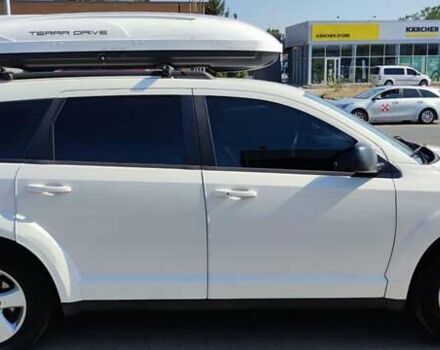 Белый Додж Джорни, объемом двигателя 2.36 л и пробегом 240 тыс. км за 9300 $, фото 10 на Automoto.ua