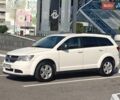 Белый Додж Джорни, объемом двигателя 2.36 л и пробегом 248 тыс. км за 10500 $, фото 1 на Automoto.ua