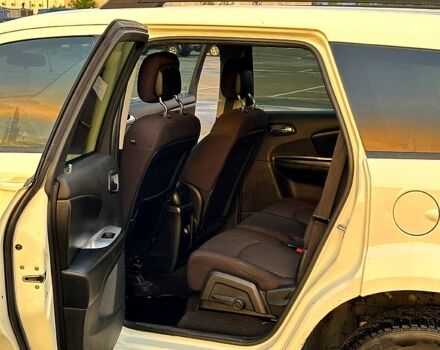 Білий Додж Джорні, об'ємом двигуна 2.4 л та пробігом 310 тис. км за 8700 $, фото 7 на Automoto.ua