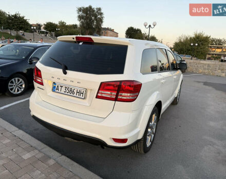 Додж Джорни 2012 в Умани на Automoto.ua Белый Додж Джорни, объемом двигателя 2.36 л и пробегом 226 тыс. км за 9500 $, фото 1 на Automoto.ua