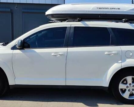 Белый Додж Джорни, объемом двигателя 2.36 л и пробегом 240 тыс. км за 9300 $, фото 11 на Automoto.ua