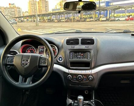 Білий Додж Джорні, об'ємом двигуна 2.4 л та пробігом 310 тис. км за 8700 $, фото 8 на Automoto.ua