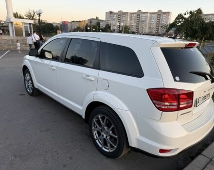 Додж Джорни 2012 в Умани на Automoto.ua Белый Додж Джорни, объемом двигателя 2.4 л и пробегом 226 тыс. км за 9500 $, фото 2 на Automoto.ua
