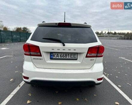 Білий Додж Джорні, об'ємом двигуна 2.4 л та пробігом 265 тис. км за 7950 $, фото 6 на Automoto.ua