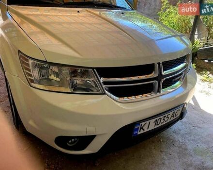 Додж Джорни 2012 в Киеве на Automoto.ua Белый Додж Джорни, объемом двигателя 2.36 л и пробегом 345 тыс. км за 8499 $, фото 1 на Automoto.ua